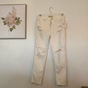FREE PEOPLE OFF WHITE JEANS
